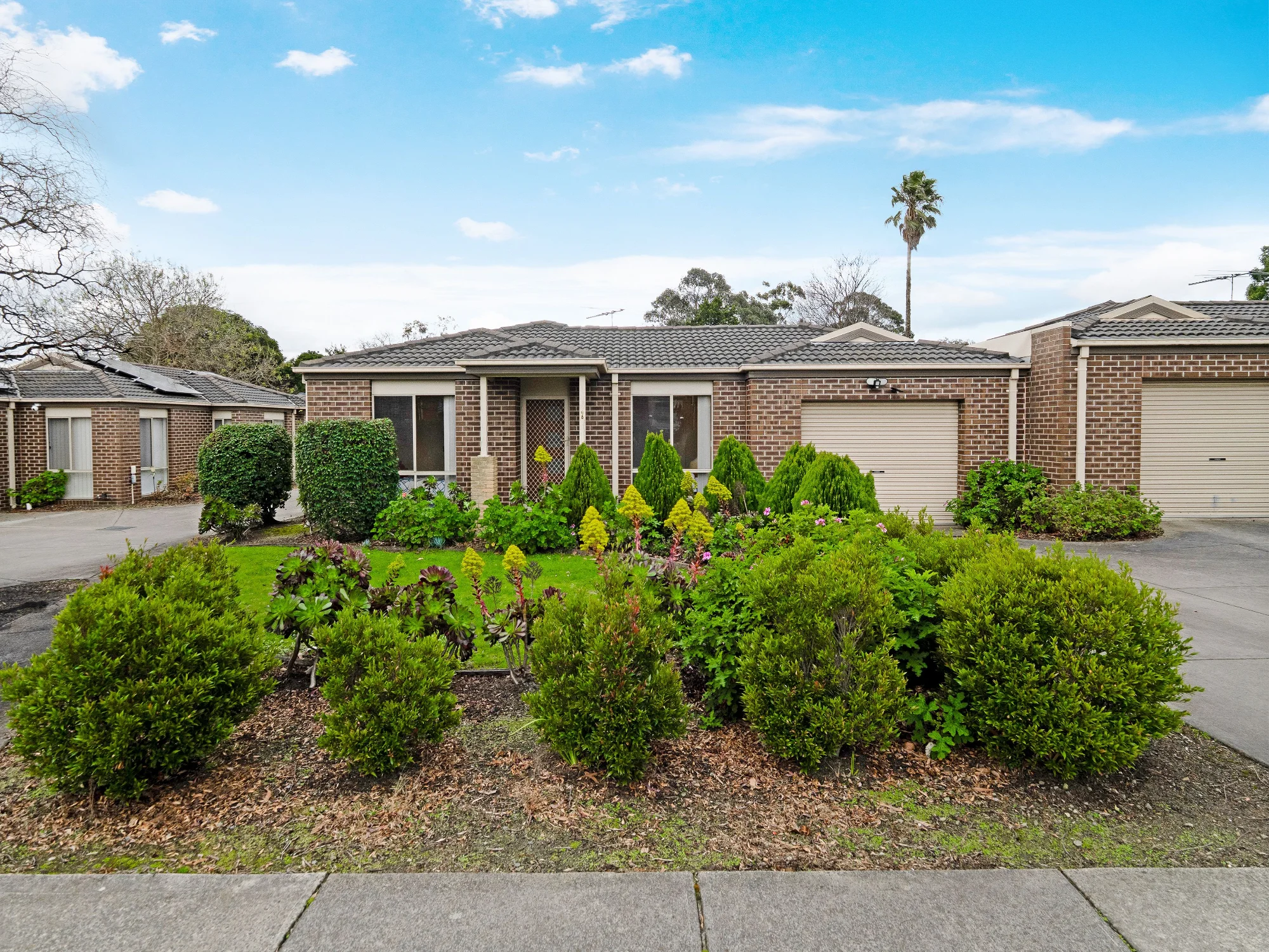 6/7-9 Elizabeth Street, Cranbourne North VIC 3977