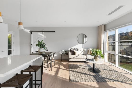 7/2 Elizabeth Crescent, Carnegie, Vic 3163
