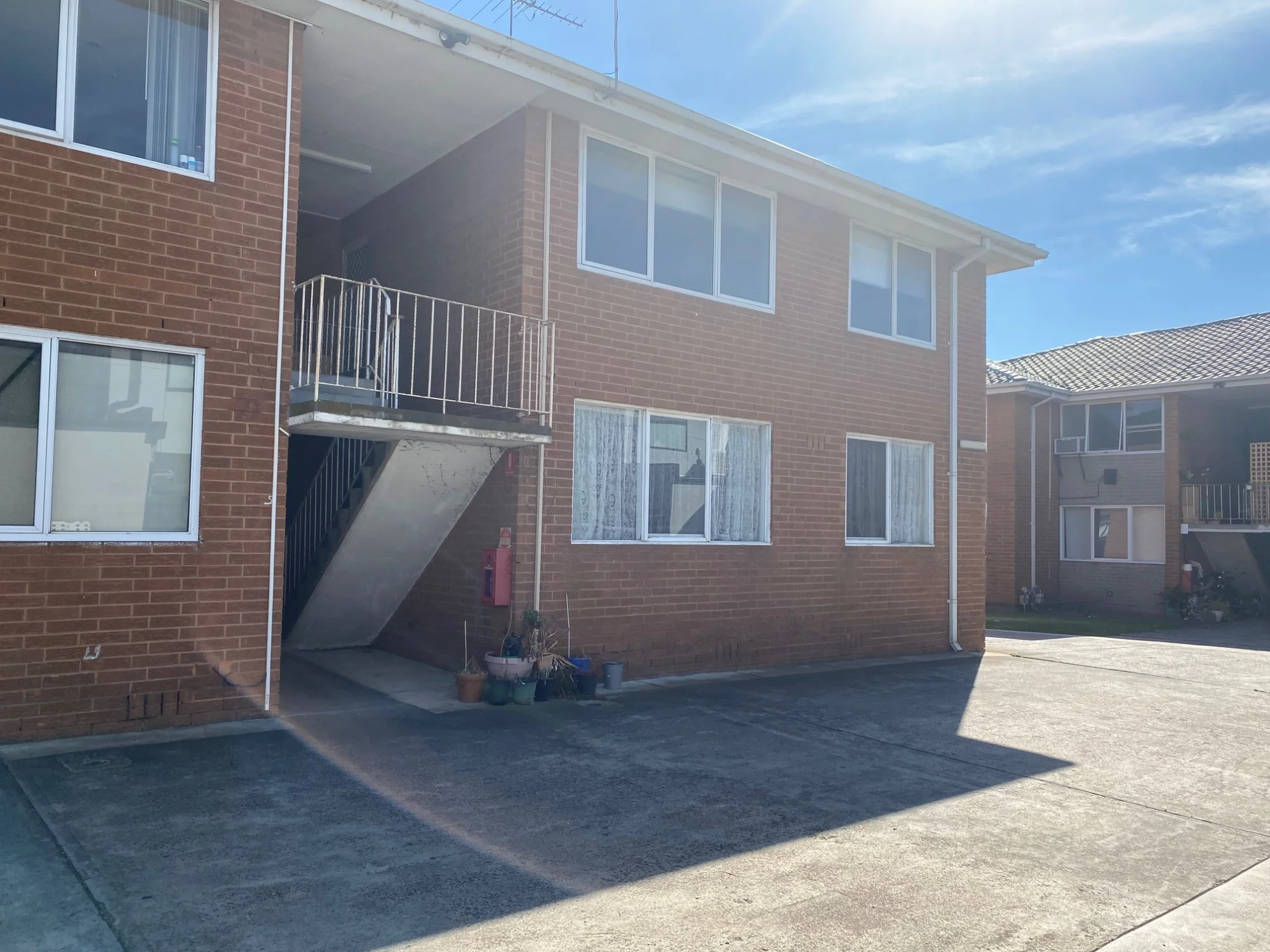 8/10 Heather Avenue, Brooklyn, Vic 3012