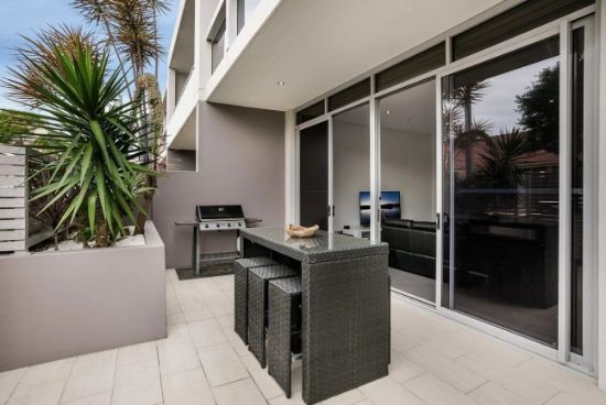 8/2-12 Young Street, Wollongong, NSW 2500