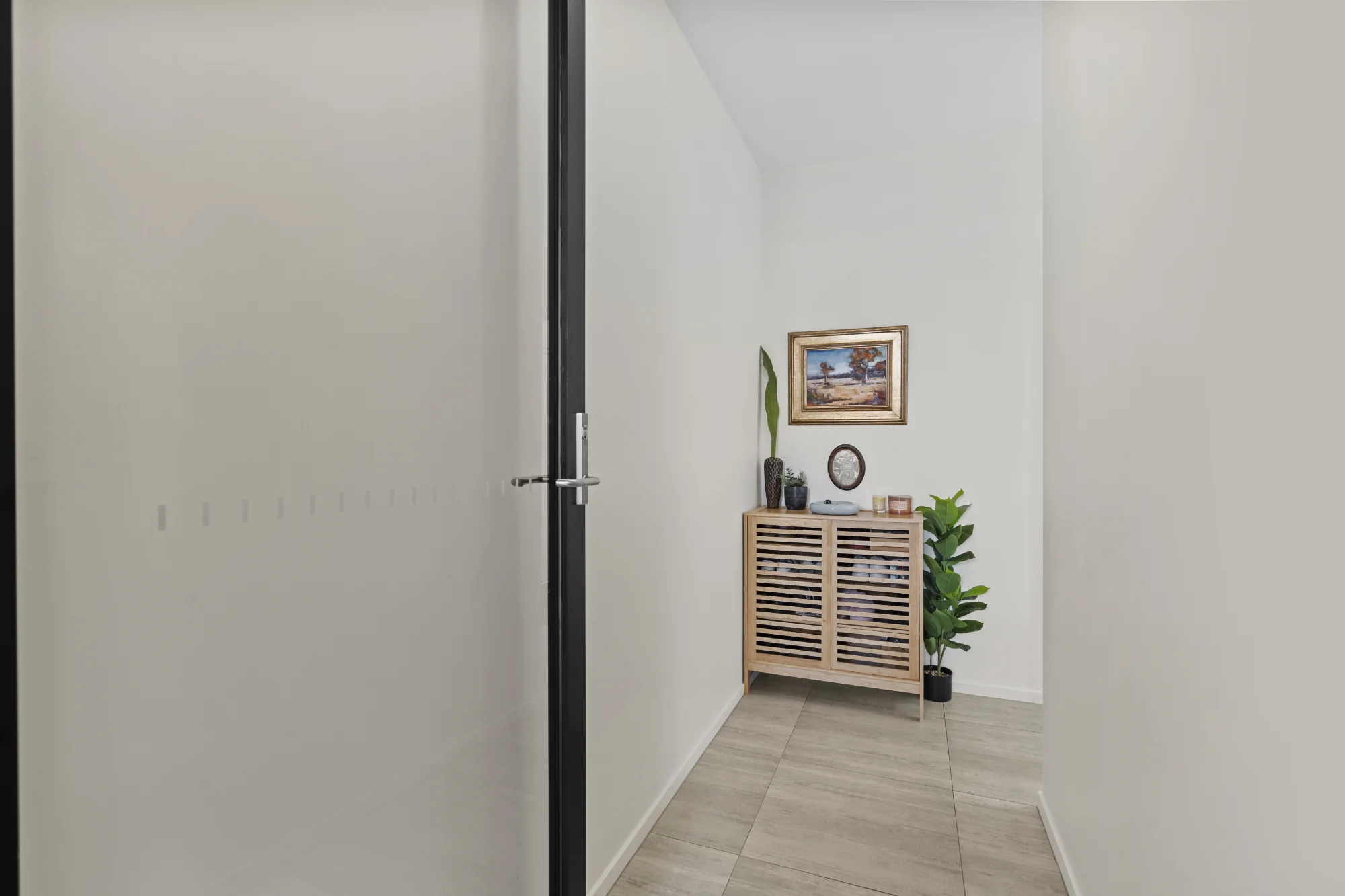 8/35 Crown Street, Holland Park West, Qld 4121