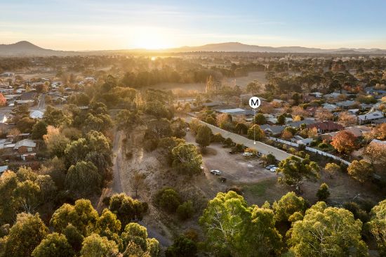 8/5 Midland Highway, Mansfield, Vic 3722