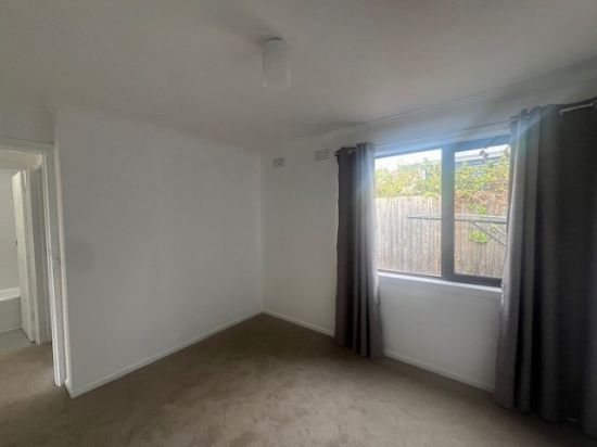 8/91 Pine Street, Reservoir, Vic 3073