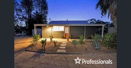 86 Karadoc Avenue, Nichols Point, Vic 3501