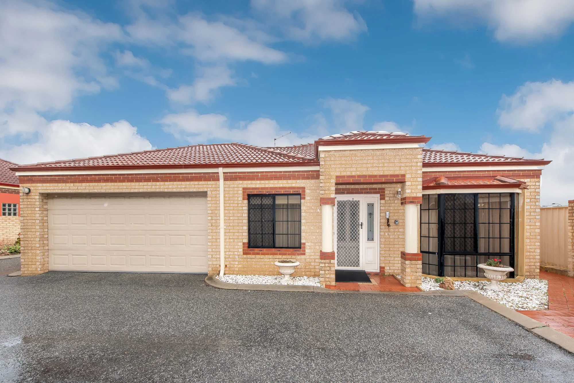 9/9 St Marks Drive, Hillarys, WA 6025