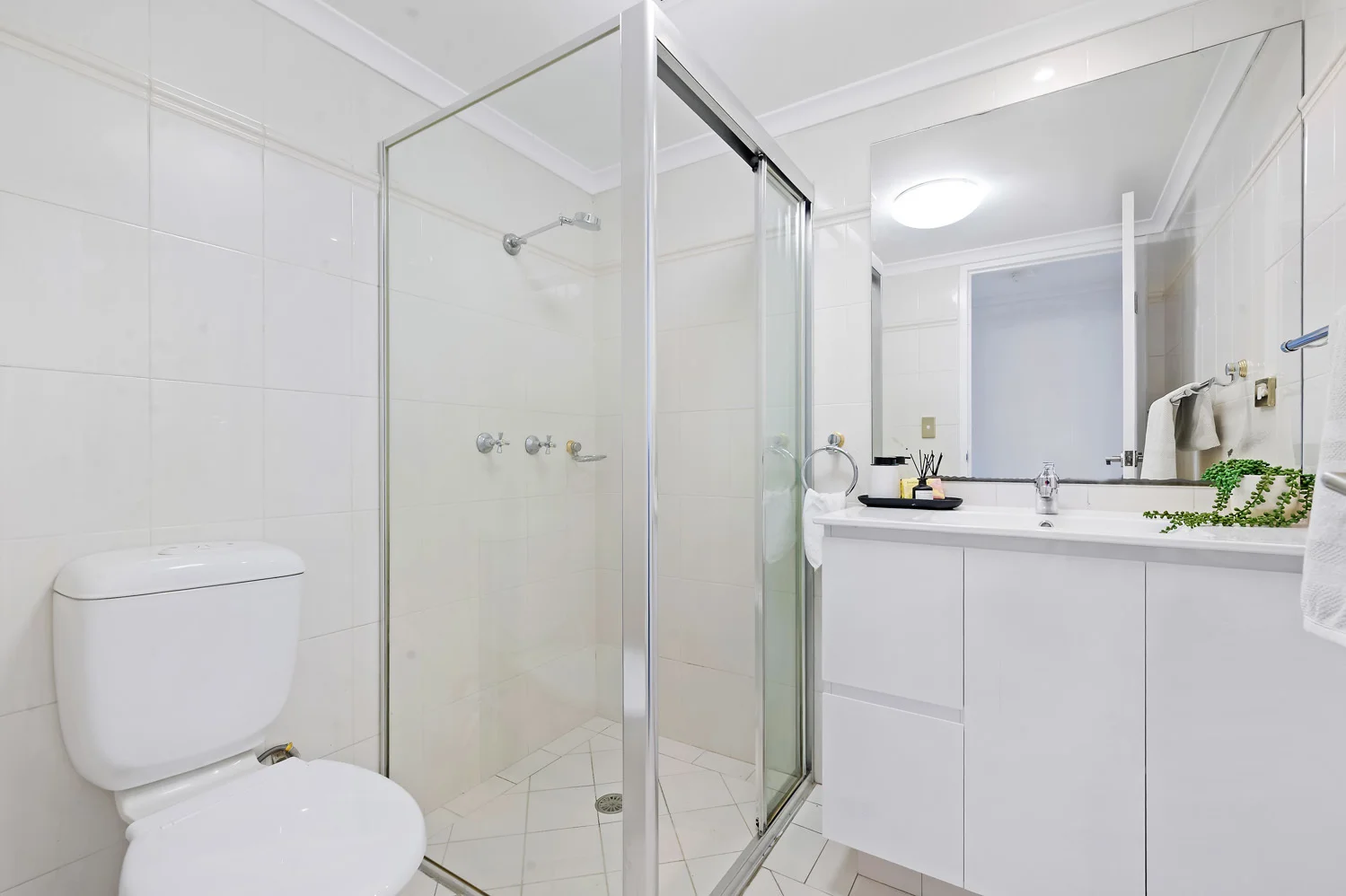 96/121-133 Pacific Highway, Hornsby, NSW 2077