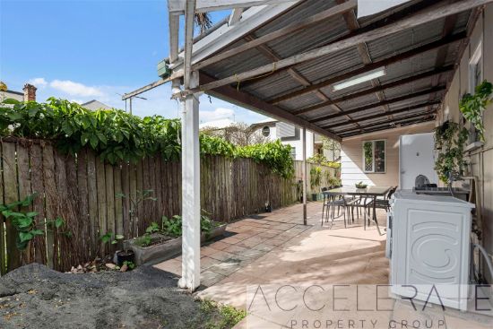 Room 1/555 Boundary Street, Spring Hill, Qld 4000