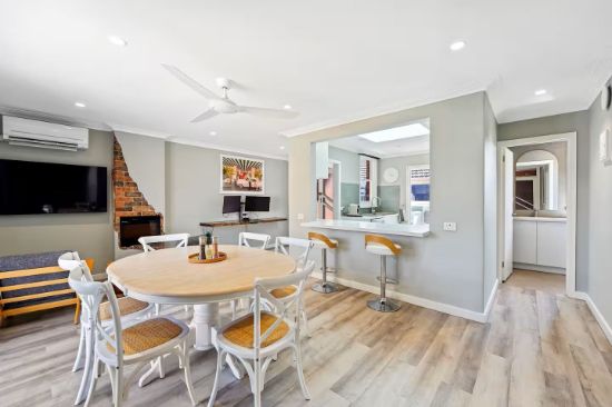 UNIT 2/5 Hope Court, Frankston, Vic 3199