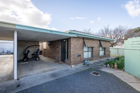 Unit 4/18-20 Brougham Street, Nhill, Vic 3418