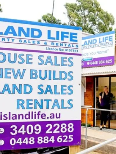 Island Life sales - Real Estate Agent at Island Life Property Sales & Rentals - RUSSELL ISLAND