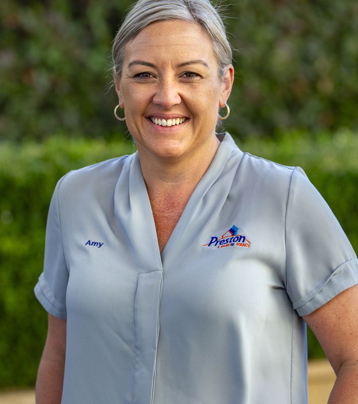 Amy Thorpe - Real Estate Agent