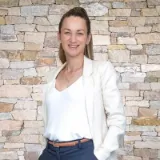 Michelle Papik - Real Estate Agent From - Aurora Realty Brisbane