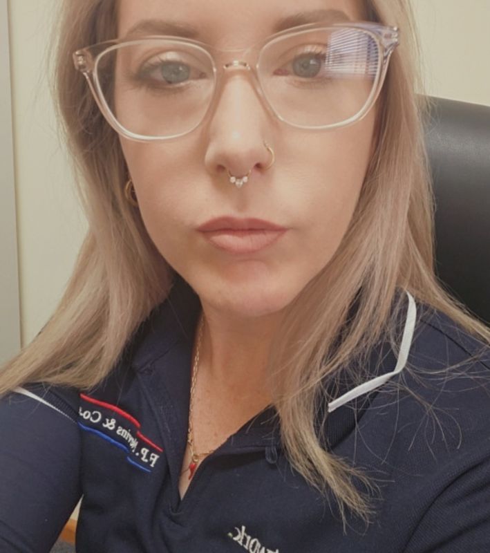 Shelley Hargreaves - Real Estate Agent