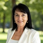 Roslyn Rudd - Real Estate Agent