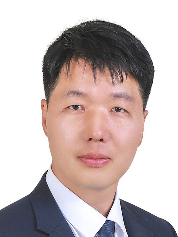 Sam Cho - Real Estate Agent