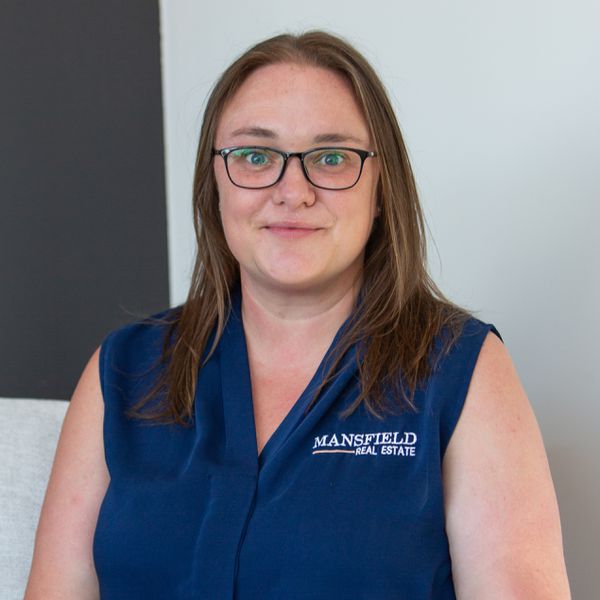 Sophie Hudecek - Real Estate Agent