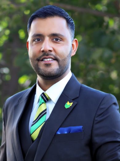 Usman Maan - Real Estate Agent at Reliance Craigieburn - CRAIGIEBURN