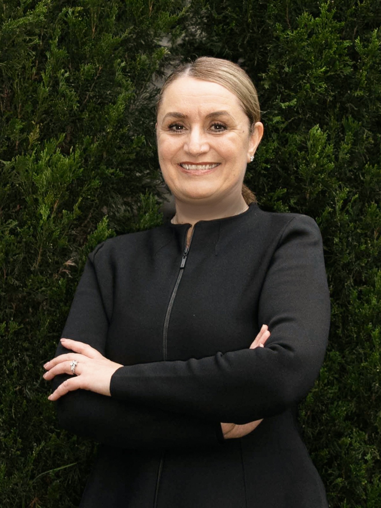 Vesna Apoleska Real Estate Agent