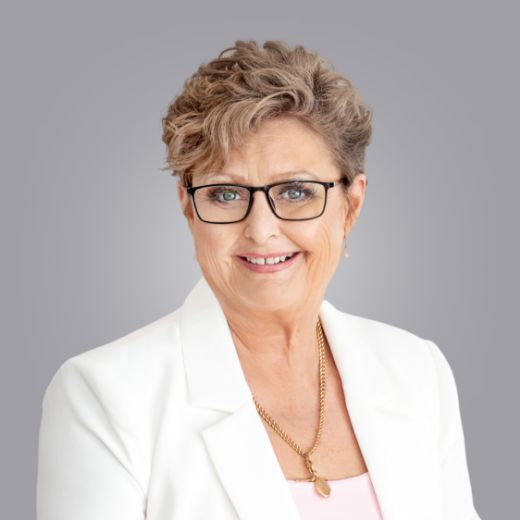 Vickie Trinder - Real Estate Agent at Area Specialis qld