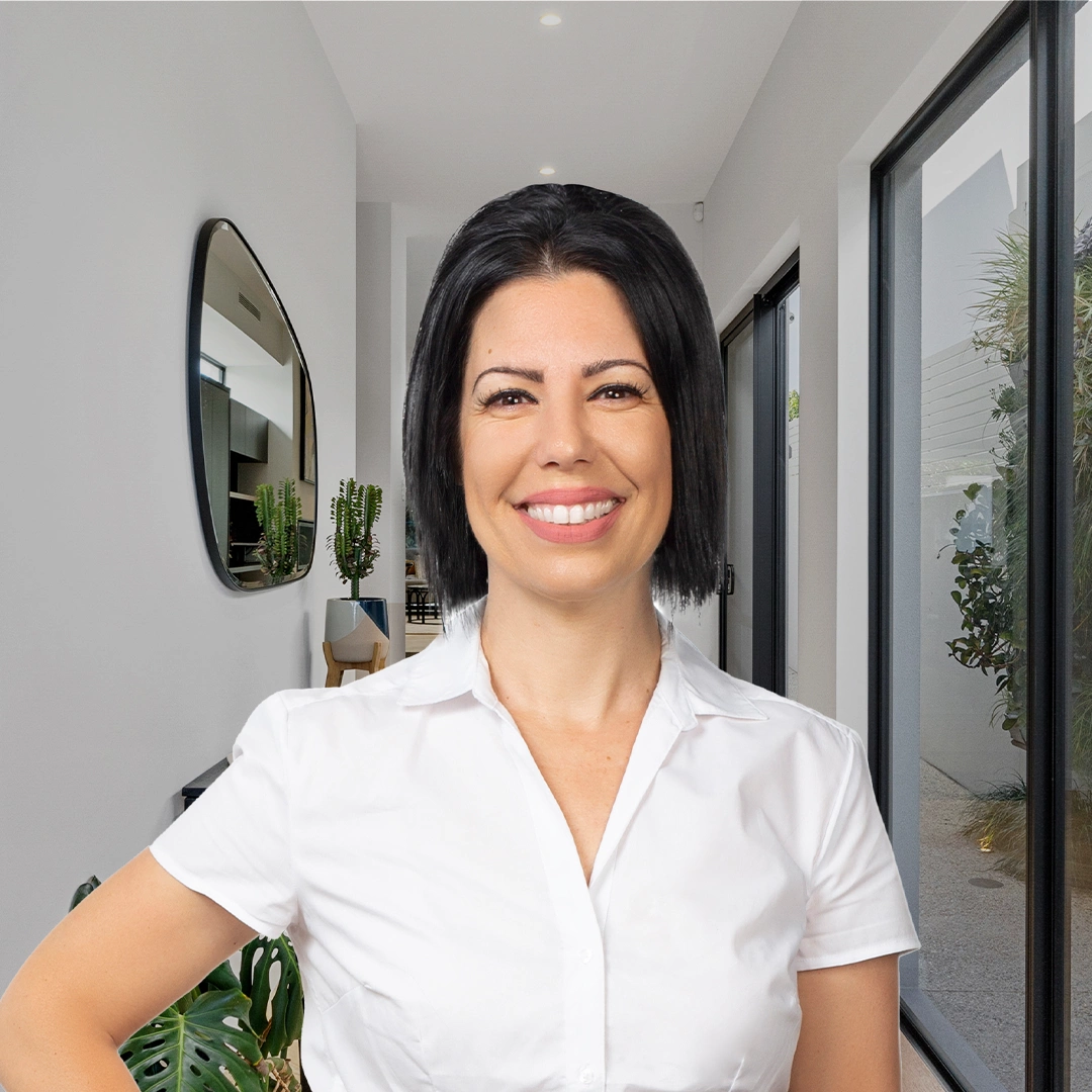 Vicky Tsalis Real Estate Agent