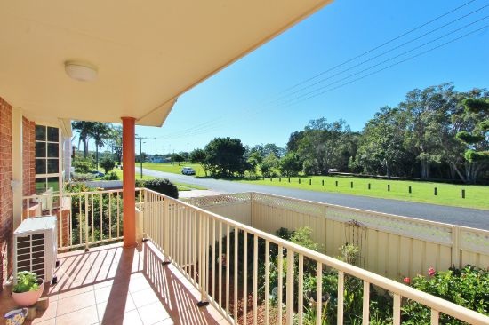 1/10 Mclennan Street, Laurieton, NSW 2443