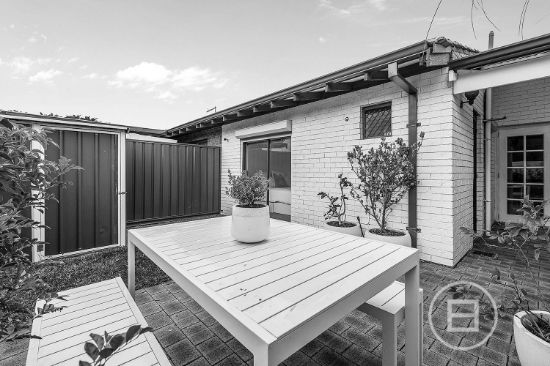 1/2 Weaponess Road, Scarborough, WA 6019