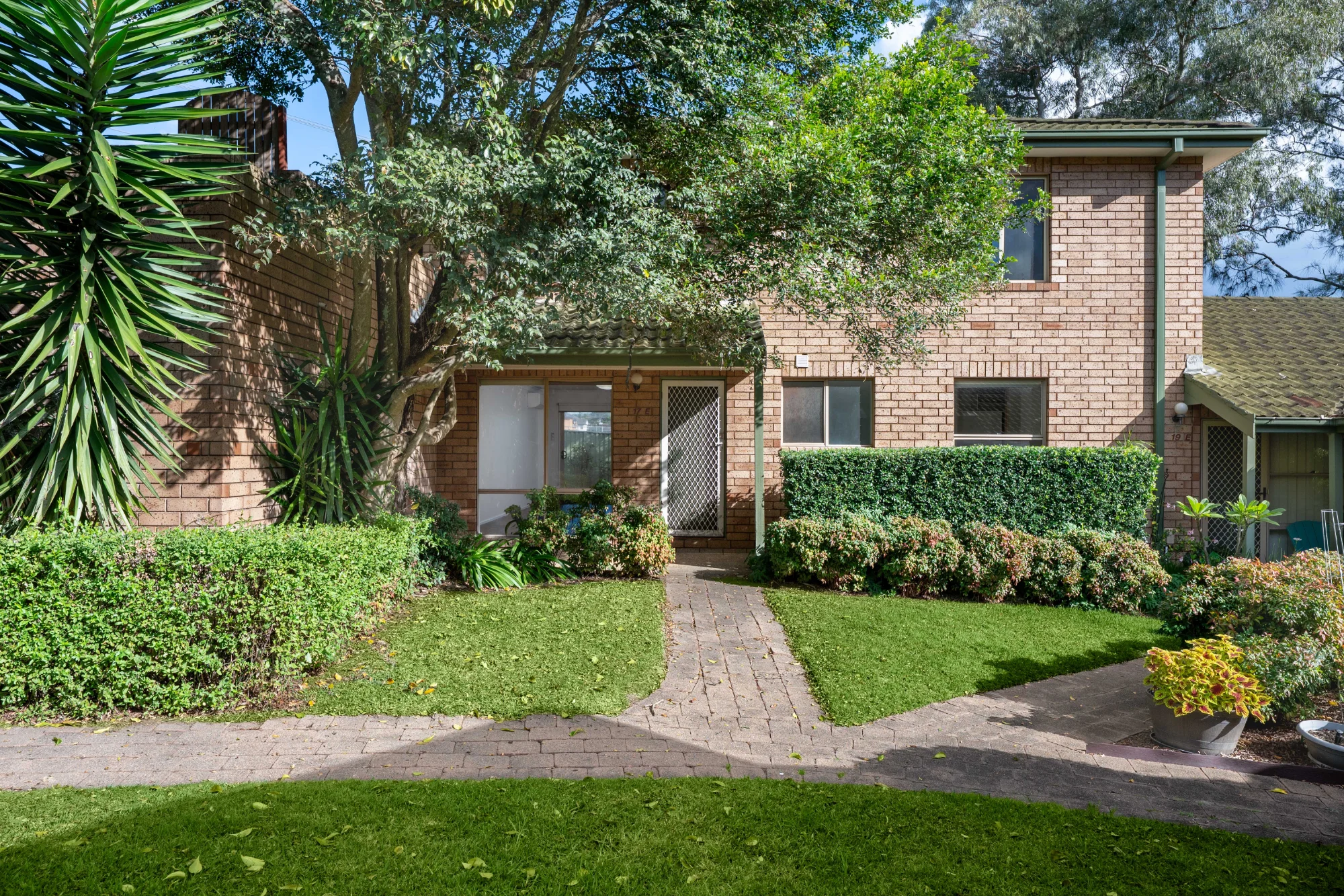 17E/216 Box Road, Miranda NSW 2228