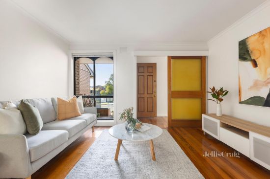 2/1 Napperby Street, Brunswick West, Vic 3055