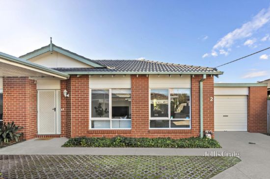 2/14 Kernan Street, Strathmore, Vic 3041