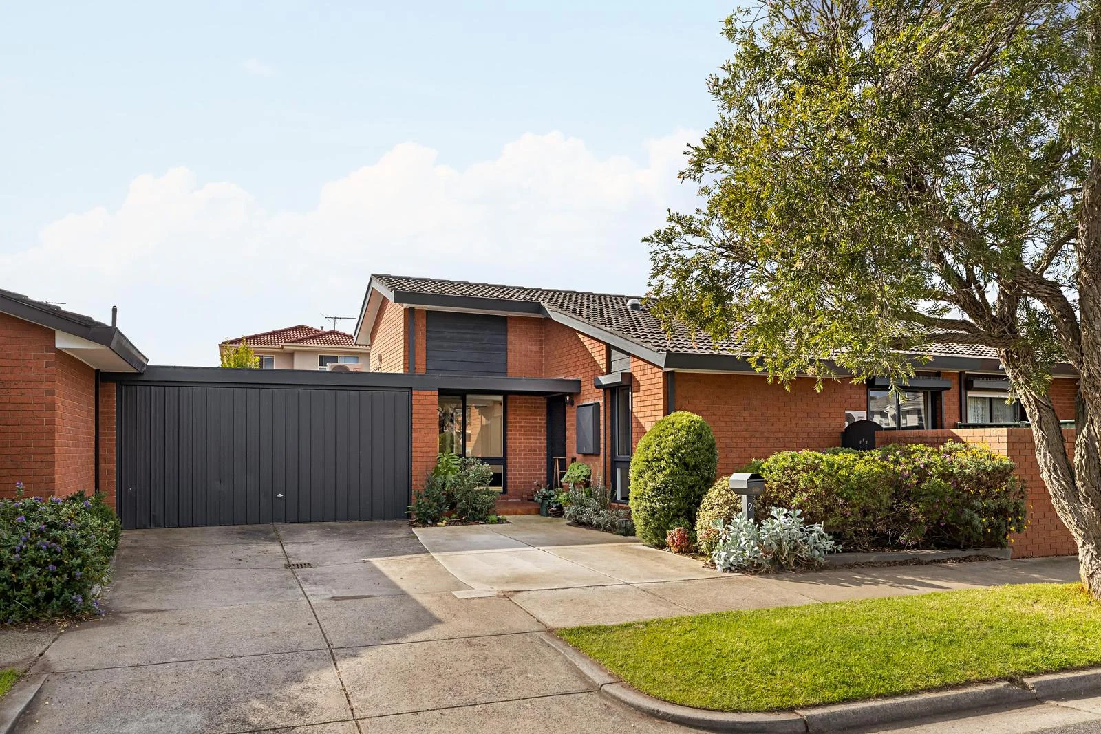 2/32 Watt Avenue, Oak Park, Vic 3046