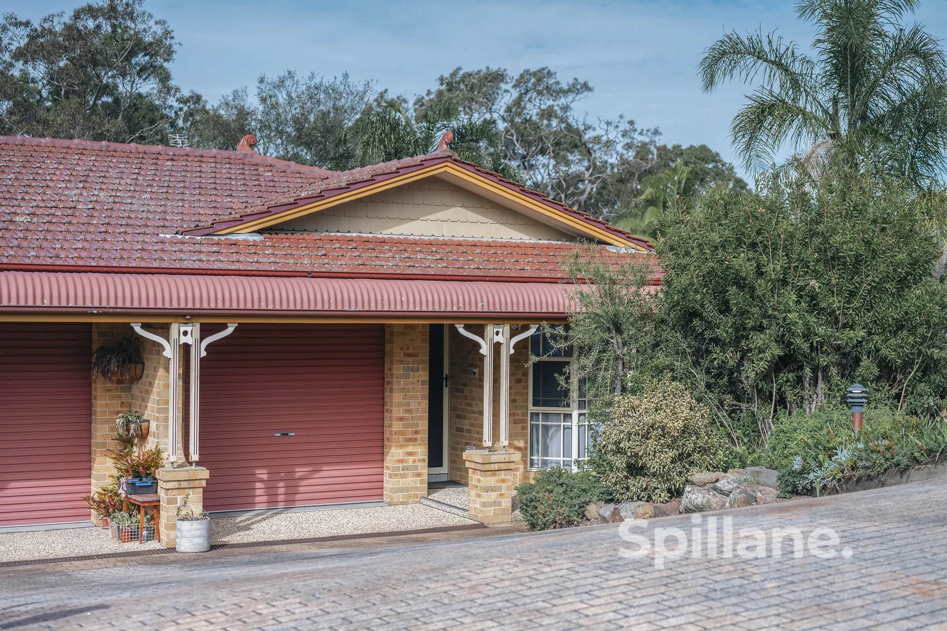 2/5 Blaxland Road, Macquarie Hills, NSW 2285