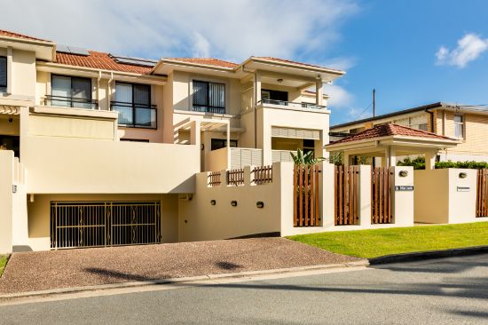 2/5 Miami Key, Broadbeach Waters, Qld 4218