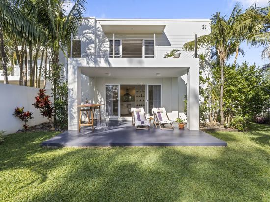 2 Alpini Place, Sapphire Beach, NSW 2450