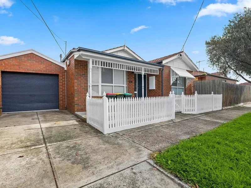 21B Justin Avenue, Glenroy, Vic 3046