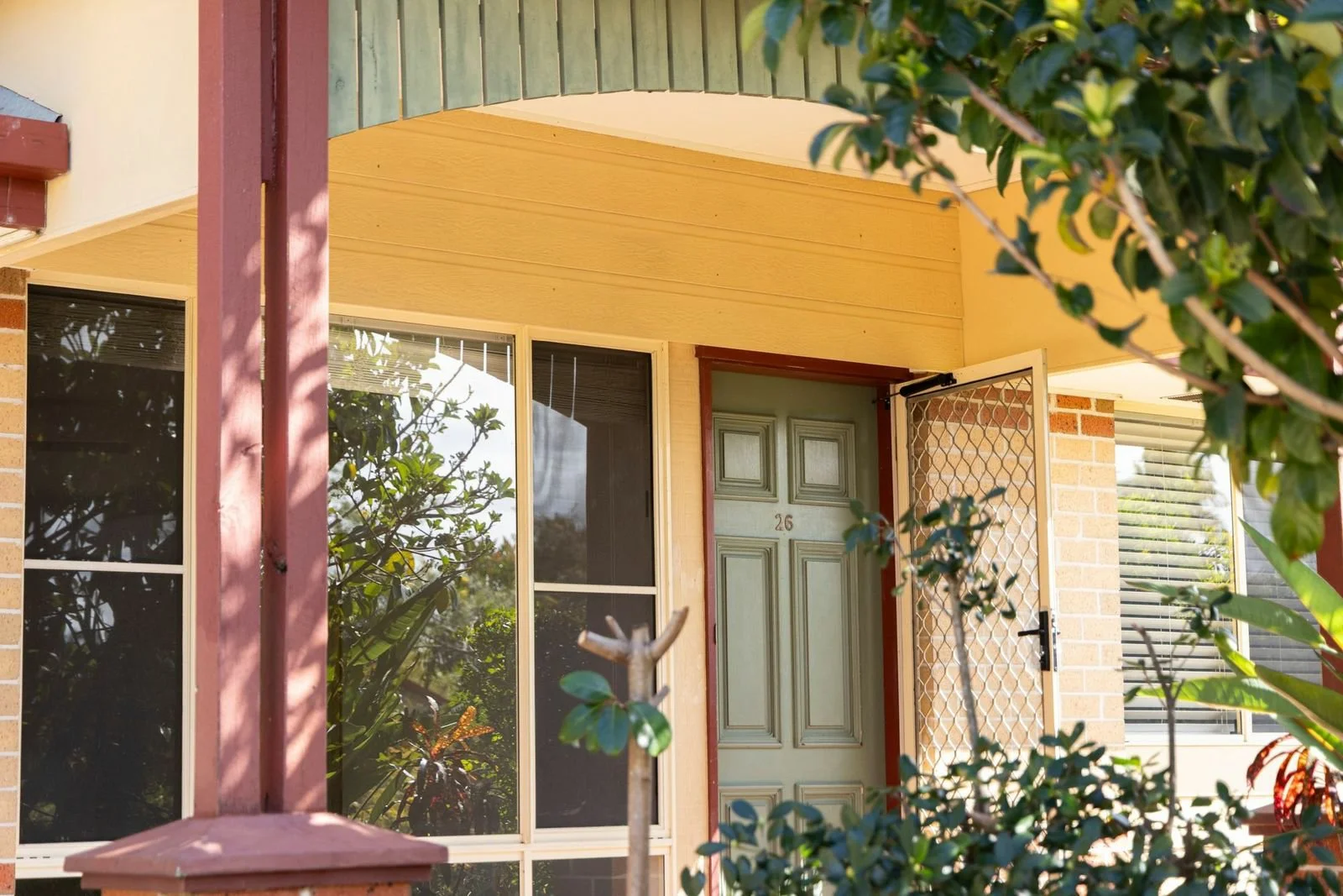 26/62-66 Brown Street, Labrador, Qld 4215
