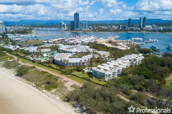 Villa 28/135 Seaworld Drive, Main Beach, QLD, 4217