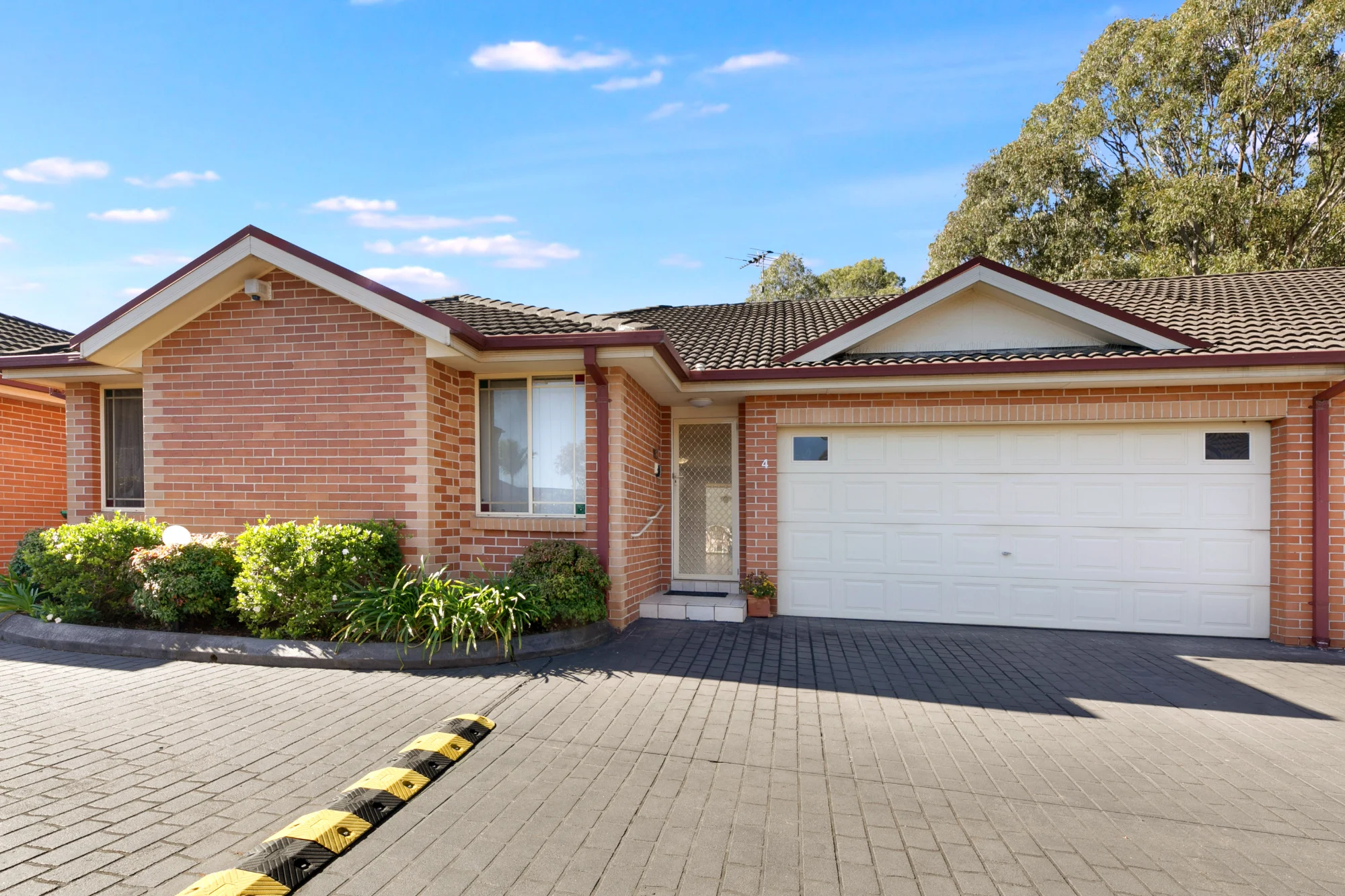 4/125 Rex Road, Georges Hall, NSW 2198