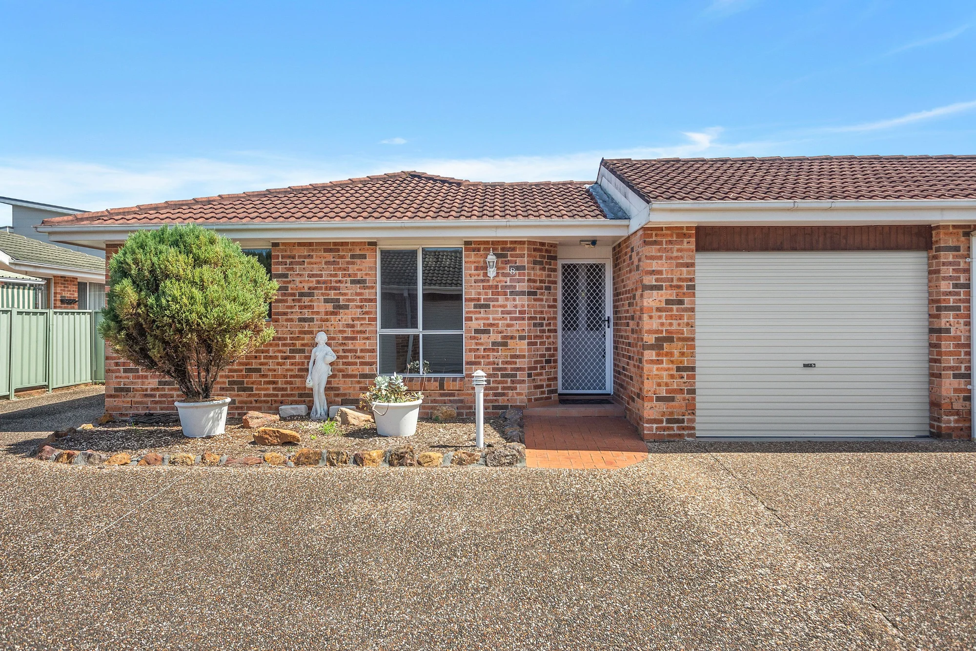8/183 Tongarra Road, Albion Park NSW 2527