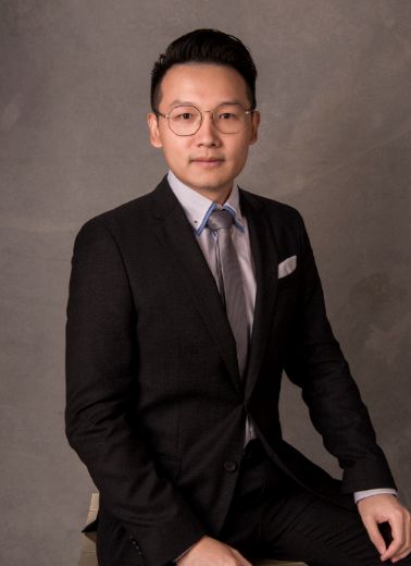 Vincent Hua - Real Estate Agent at Matrix Global  - BRISBANE