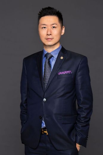 Vinson Zhang - Real Estate Agent at Q Home Group