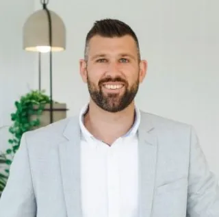 Matt King - Real Estate Agent Matt King - Real Estate Agent