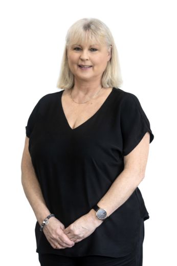 Wendy Cousins - Real Estate Agent at Sunshine Beach Real Estate - Sunshine Beach
