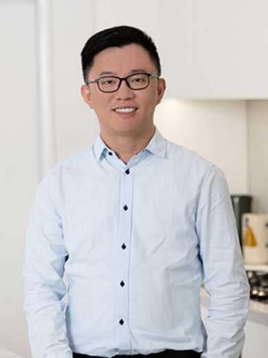 Wenhao Wang - Real Estate Agent at Stockwell - West End