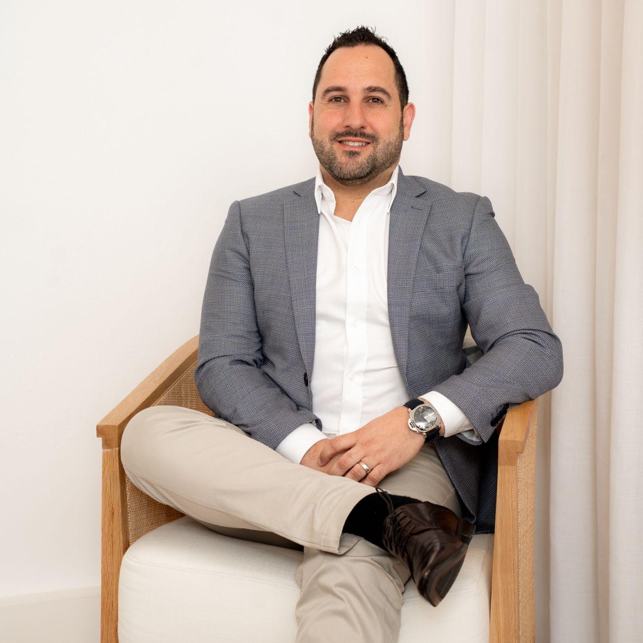 Angelo Goutzios - Real Estate Agent