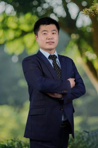 Xin Chris Li - Real Estate Agent at Legend Property - SYDNEY