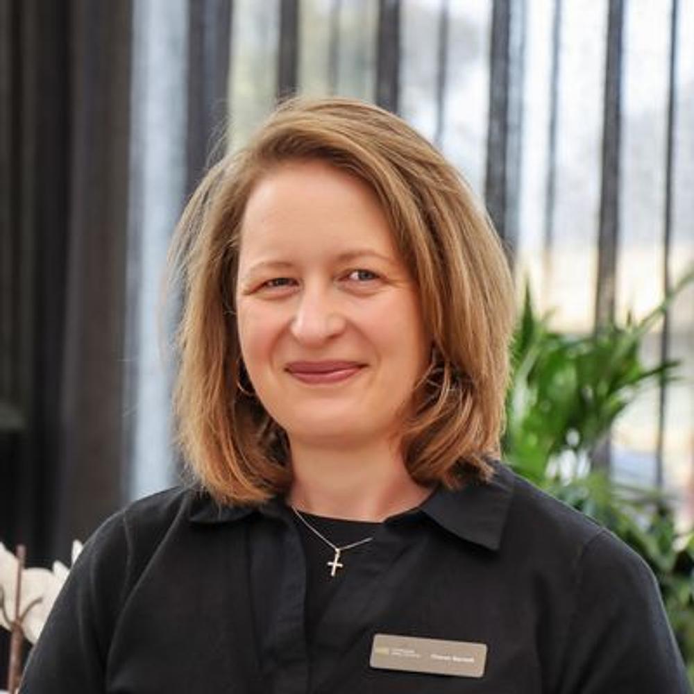 Sharon Barnett - Real Estate Agent