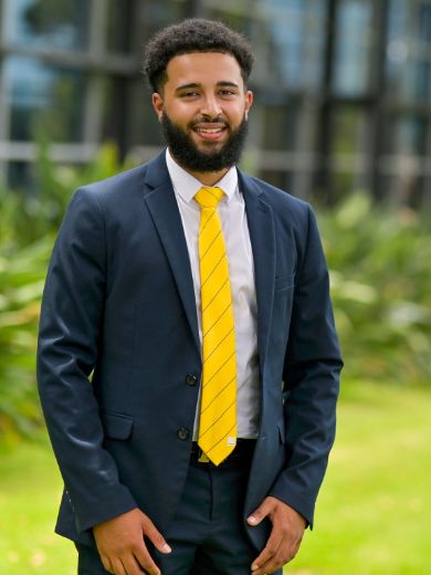 Yasir Alhirz - Real Estate Agent at Ray White - Macarthur Group