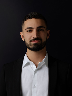 Yianni Sclavos Real Estate Agent