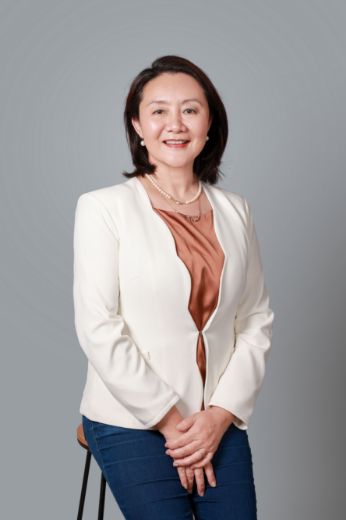 Yinghe Zheng - Real Estate Agent at Plus Agency Prestige - SYDNEY