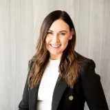 Tara Walters - Real Estate Agent From - First National Real Estate Neilson Partners - Pakenham